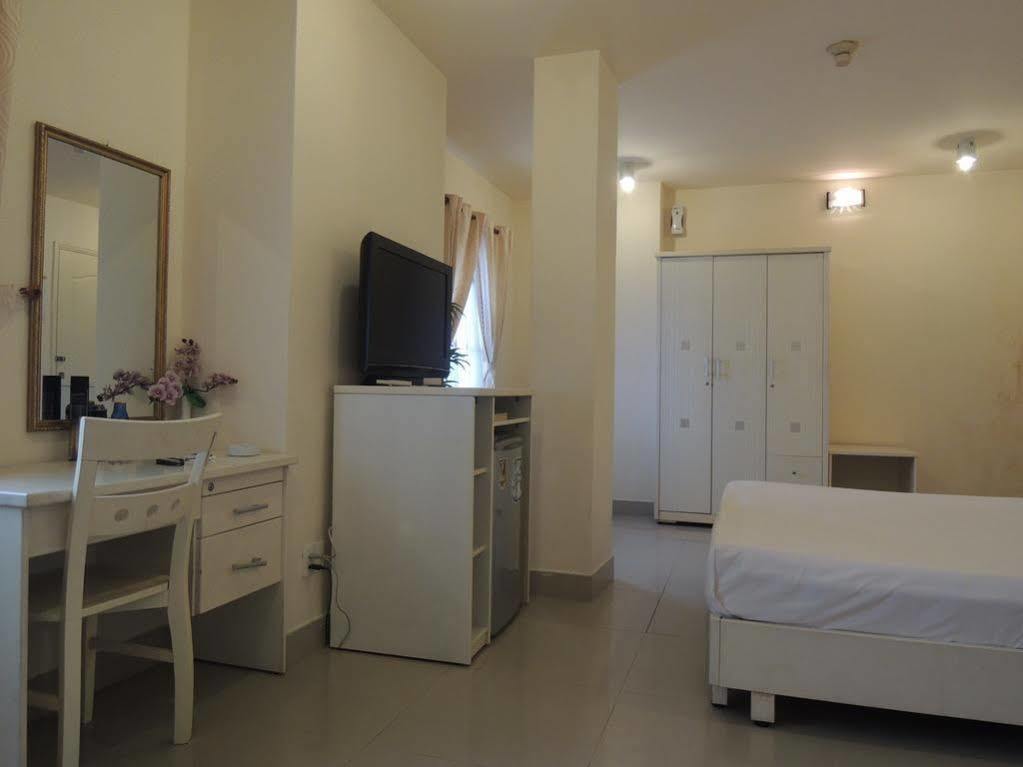 Du Xuan Hotel Thành Pho Ho Chí Minh Esterno foto
